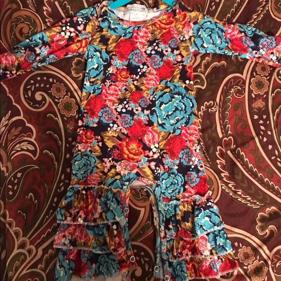 Boutique Romper - Picture 1 of 1
